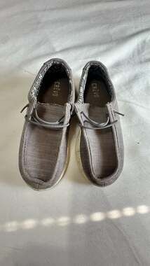 Crevo Youth Gray Fabric Slip-On Shoes Size 2